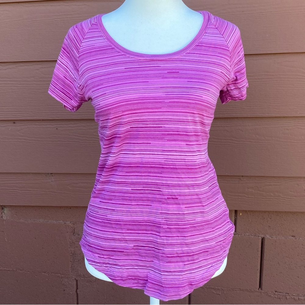 Kuhl Bella Scoop Neck T-Shirt Pink Purple Color - Size Small